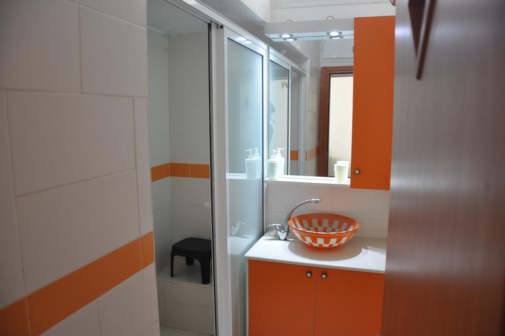 Sky Home Apartment Jabotinsky 8 Bat Yam Exterior foto